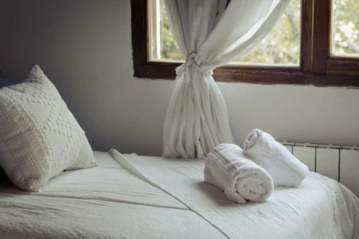 Il mondo degli alberghi, oggi sempre più orientato alla tecnologia e all’efficienza, sta trasformando anche il ruolo tradizionale della ricezione.